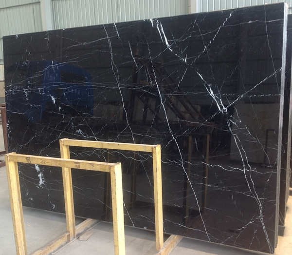 Marquina noire